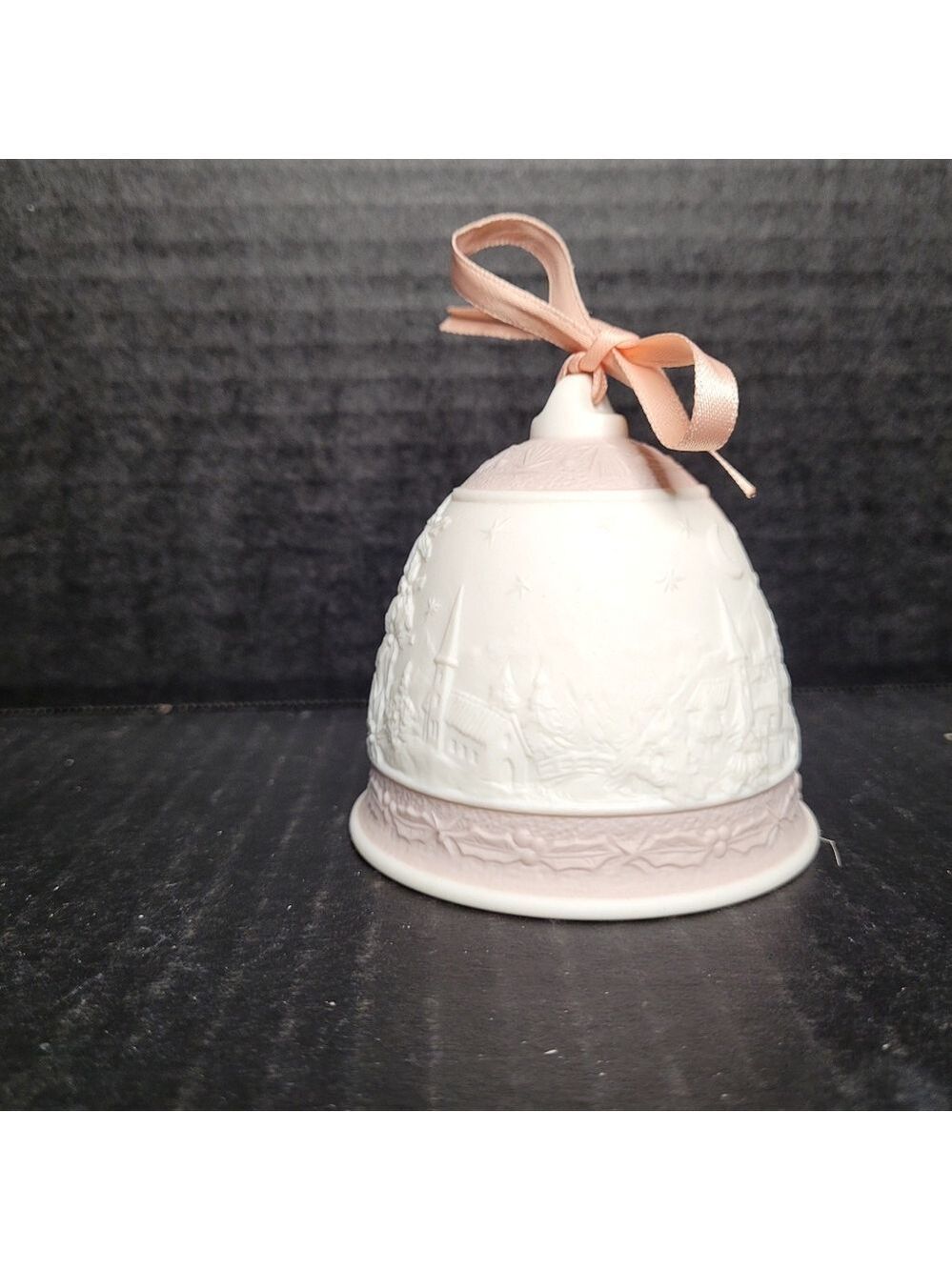 1991 Lladro Campanita Navidad 1.991 Christmas Bell with Pink and White #5803 - Picture 5 of 10
